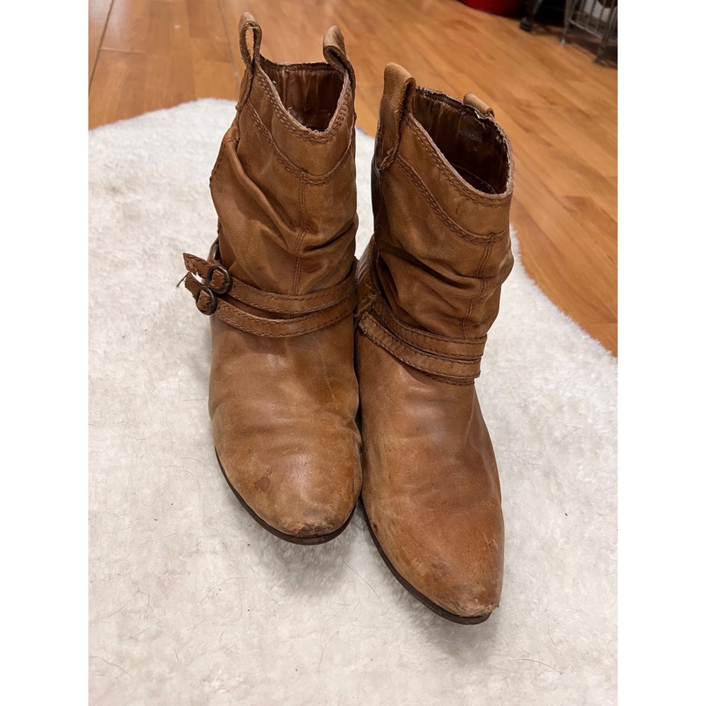 ALDO Rustic Cognac Slouch Leather Bootie W38